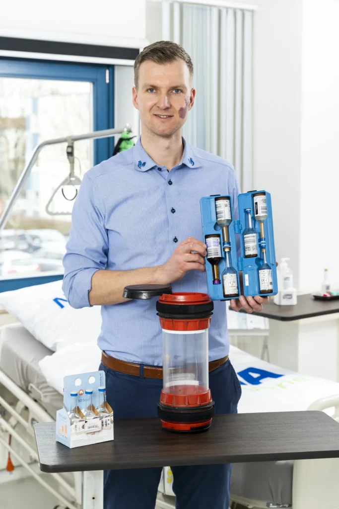Tobias Gebhardt, Gründer von GWA-Hygiene